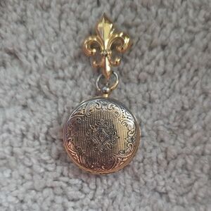 Elegant Gold and Silver Pendant